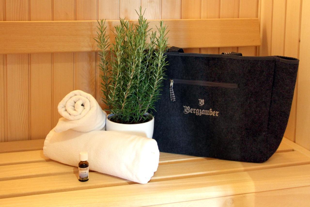 Bergzauber Wohlfuehlchalets - Skipiste - Private Sauna * Bolsterlang