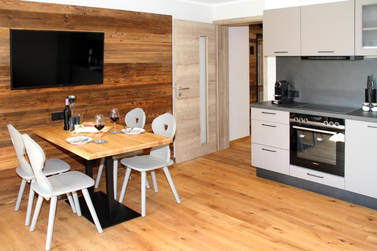 Bergzauber Wohlfuehlchalets - Skipiste - Private Sauna Apartment