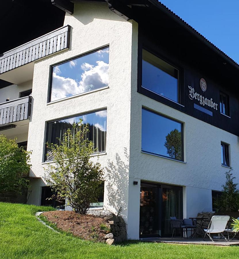 Apartment Bergzauber Wohlfuehlchalets - Skipiste - Private Sauna