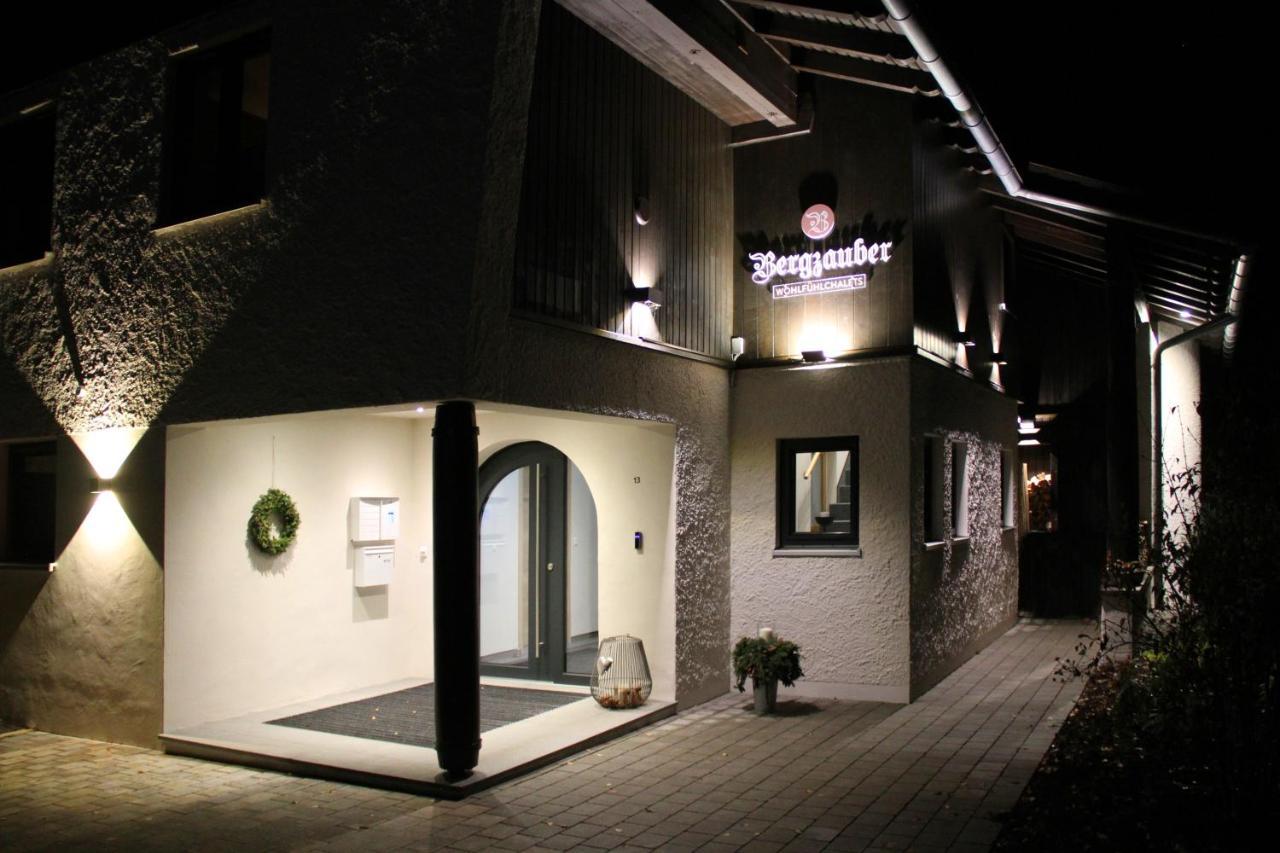 Bergzauber Wohlfuehlchalets - Skipiste - Private Sauna * Bolsterlang